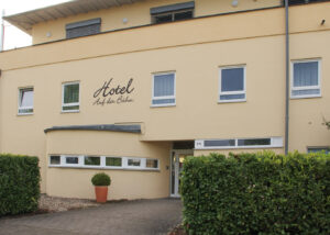 Hotelbuehn10